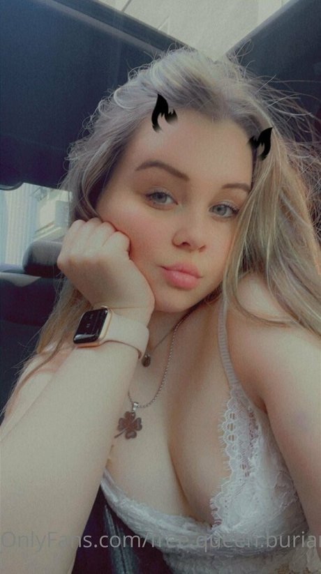 queen burianova xxxポルノスター 写真