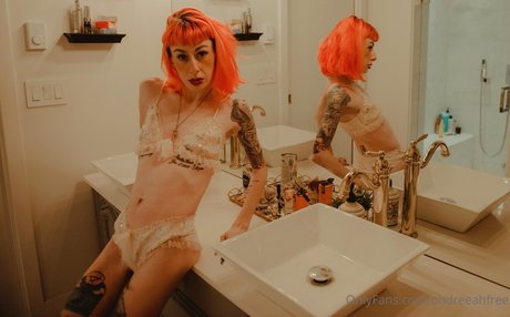 Ondreeah 裸モデル 写真