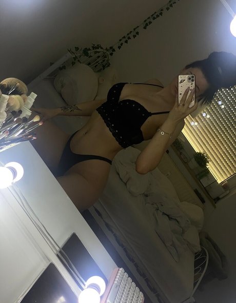 Jordy Offiziell ポルノスター セクシー 写真