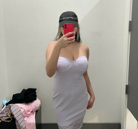 Frana ow ポルノスター 独占 画像