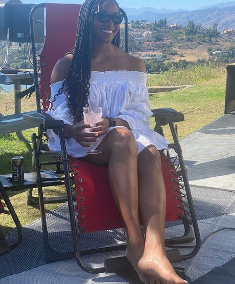 Dr Ebonie Vincent HDスター アーカイブ