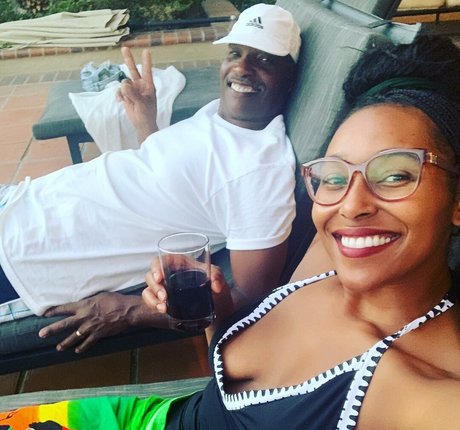 Dr Ebonie Vincent 無料スター 画像