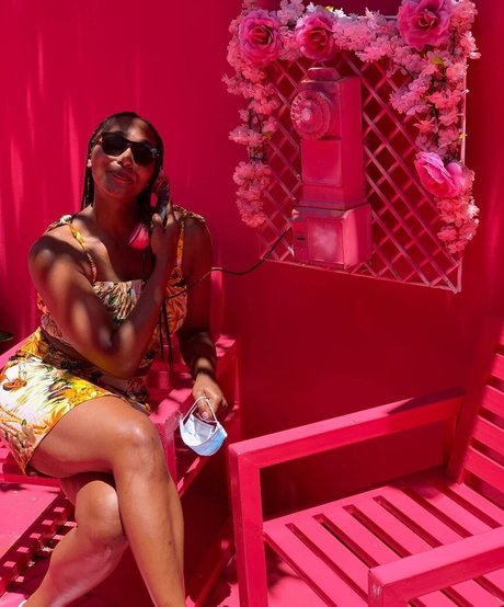 Dr Ebonie Vincent HDモデル 写真