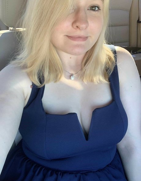 babie nicole ヌードモデル 写真