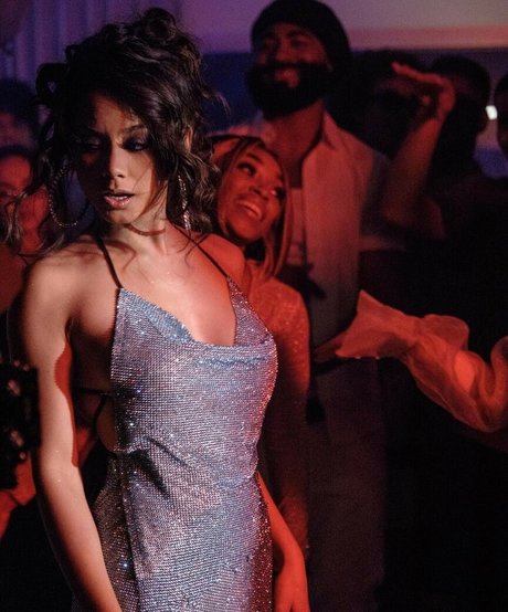 Ylona Garcia 女優 画像