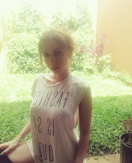 xxxcaligulaxxx 完璧な女優 写真