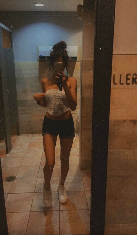 Bhavika Shah セクシーなスター 画像