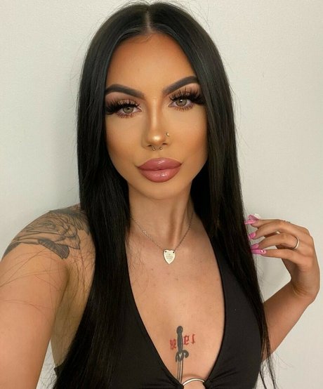 ぽっちゃり痴女OnlyFans セクシーxxx ギャラリー