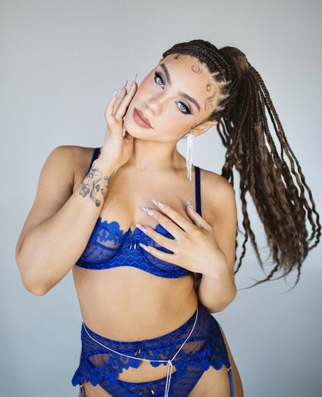 黒人ヌードOnlyFans xxx 写真