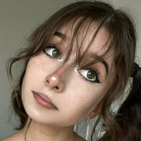 母乳オンリーファン 可愛い 写真