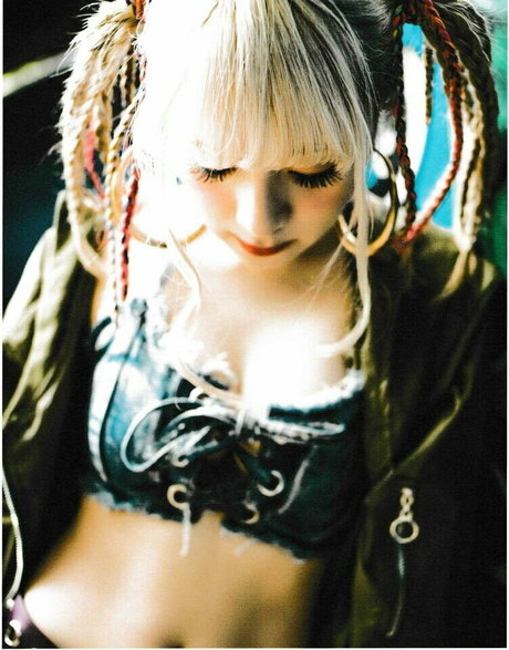 Mai Mizuhashi トップモデル アーカイブ