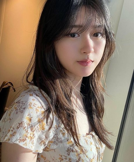 Vkimm かわいいポルノスター 写真