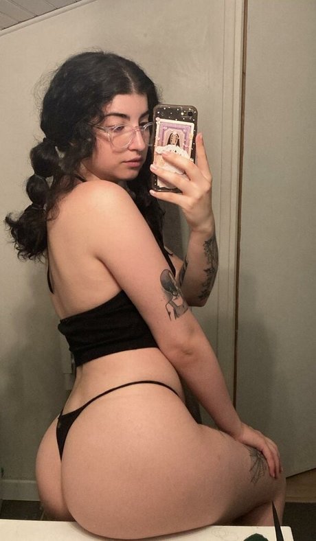 ぽっちゃりソロOnlyFans 無料 写真