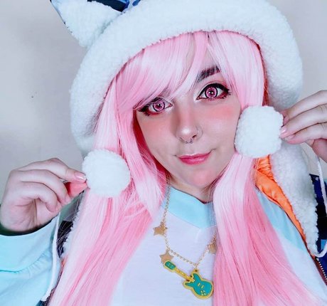 firefliesirl モデル 写真