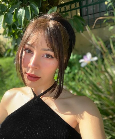 Danna Silva 高品質モデル 写真