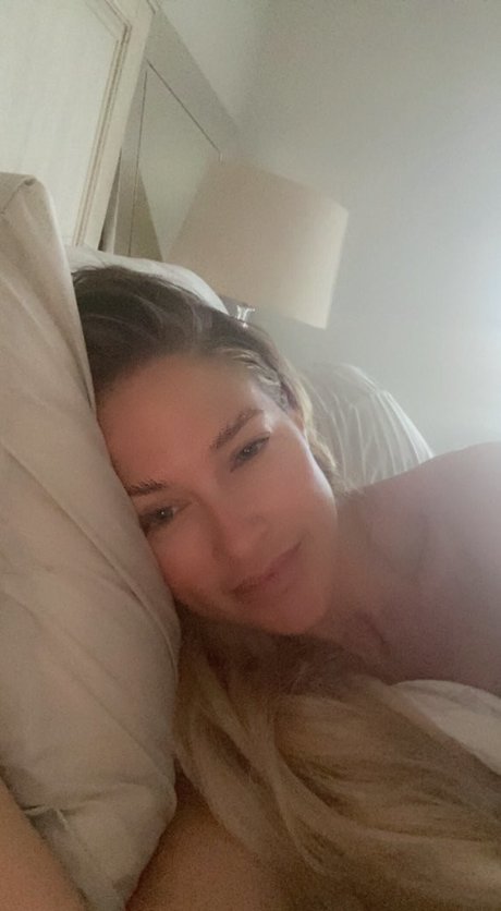 Kelly Kelly ポルノスター ホット ギャラリー