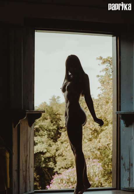 小人エボニーOnlyFans セクシーヌード 写真