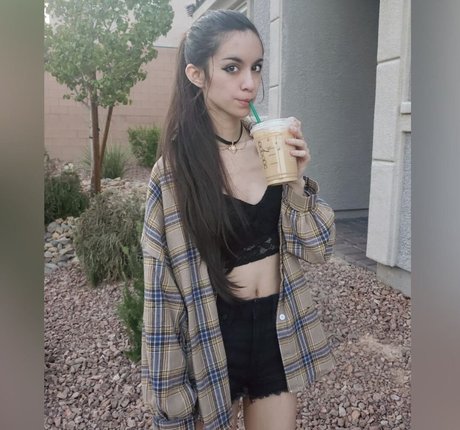 MaryMaybe エロティックモデル 写真