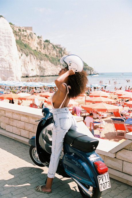 膨らみ OnlyFans ヌード 画像