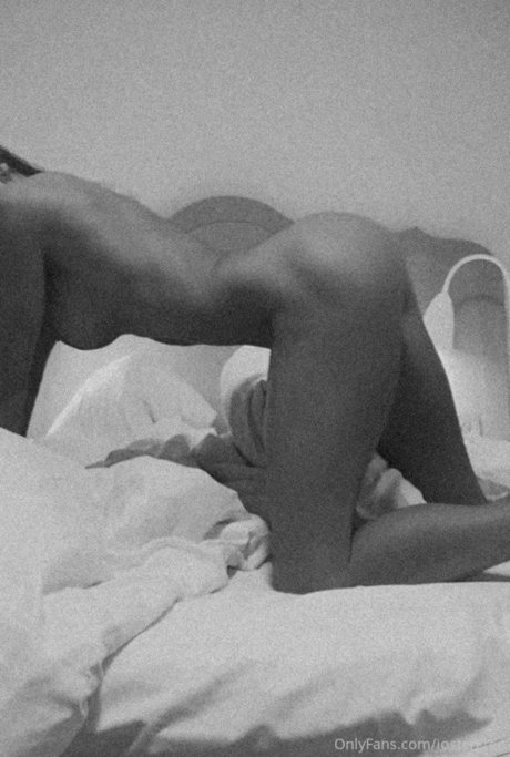 La Ostergren ヌードのポルノスター ギャラリー