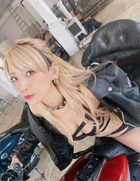 Tsunko ポルノスター 高品質 写真