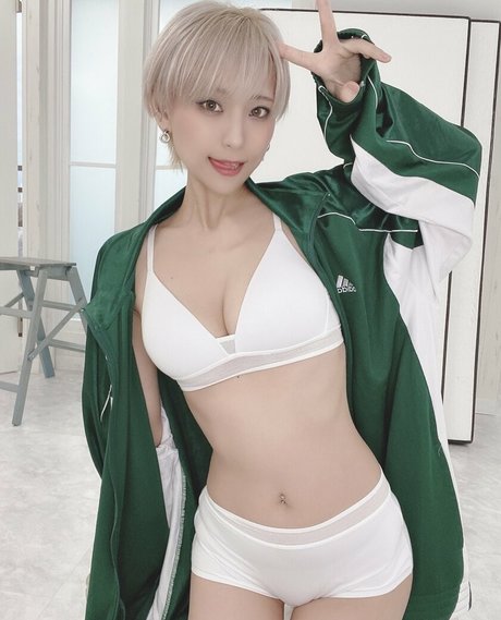 Tsunko 素敵なスター アーカイブ