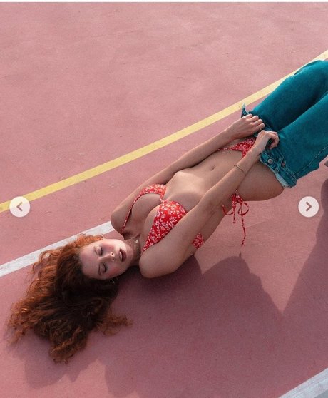 セクシーな足 OnlyFans 美しいヌード アーカイブ