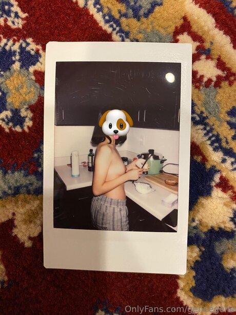 geneegene ヌードモデル 写真