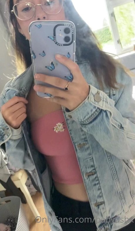 Babyashx スター 裸 画像