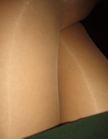 ブルネットのPOV OnlyFans 美しい裸 写真