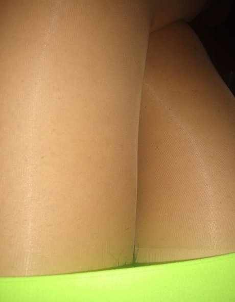 Mariam Ariday ヌードモデル 写真