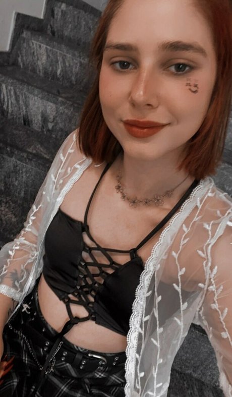 ルビーオンリーファン ホット 画像