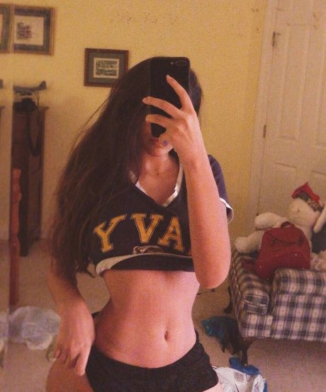 Brie Adeline ポルノ女優 画像