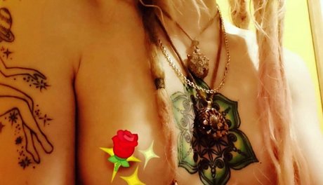 痩せた金髪の熟女OnlyFans ベスト アーカイブ