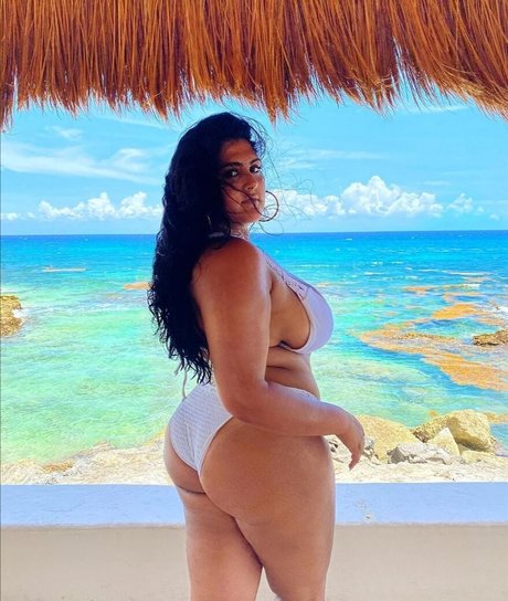 Prettydesibabixo HD女優 写真