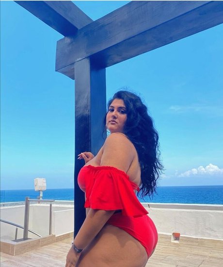 Prettydesibabixo ホットなモデル 画像