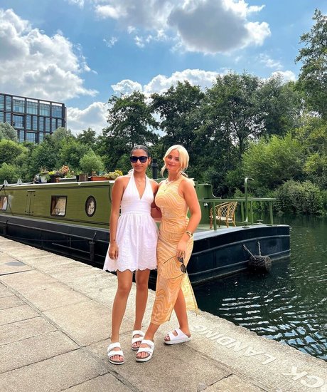 Coronation Street 素敵なスター 写真