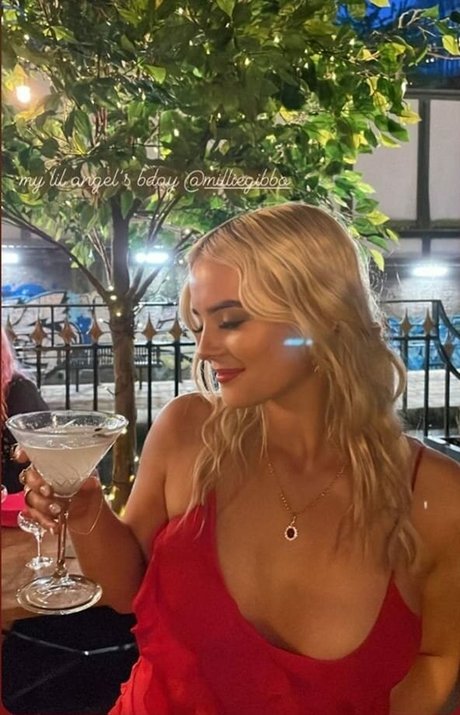 Coronation Street ポルノスター ヌード ギャラリー