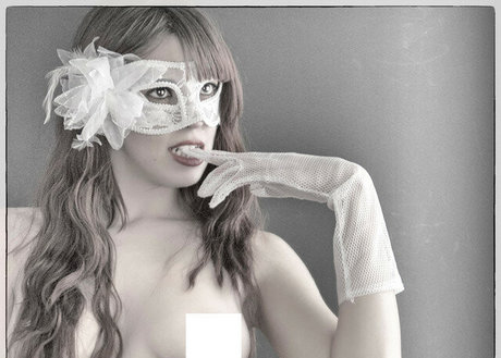 Rocio Lunisshe ヌードモデル 画像