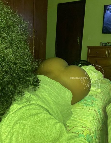 nanacarolaz モデル 写真