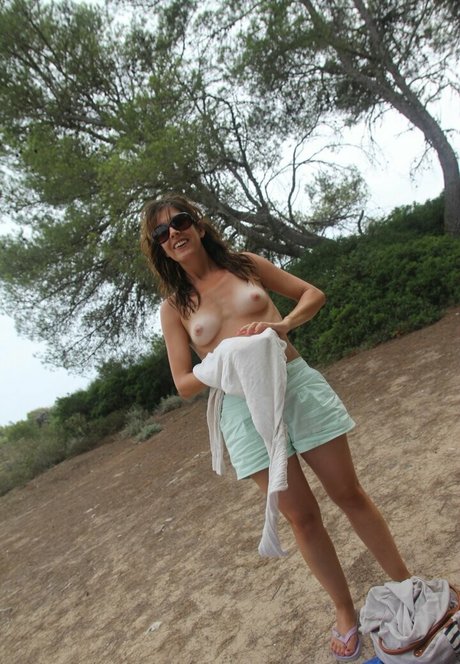 かわいい巨乳OnlyFans セクシー 写真