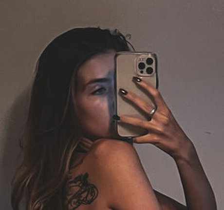 Kylee Tingstrom 裸モデル 画像