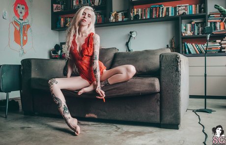 熟女ディルドOnlyFans アート裸 ギャラリー