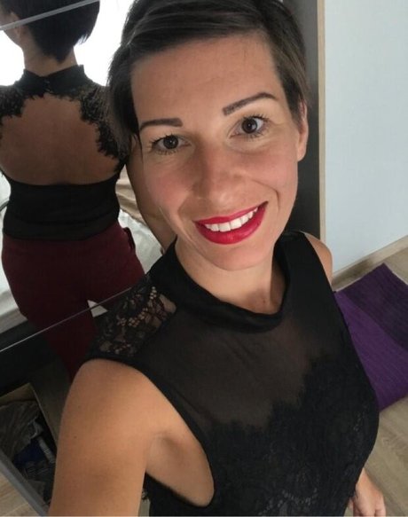 Kat Haze セクシーなポルノスター 画像