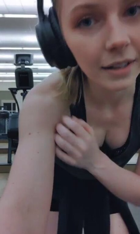 セクシーな足 OnlyFans xxx 写真