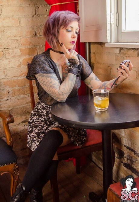 ティーンプッシーOnlyFans 無料セクシー ギャラリー