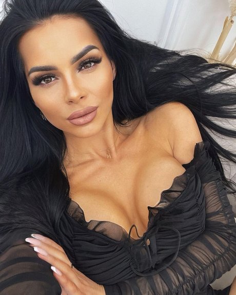 ilailonaa 裸のスター ギャラリー