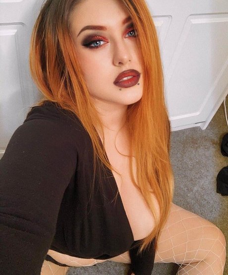 コスプレファックOnlyFans 美しい裸 画像