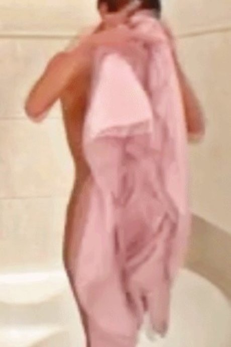 Karin Spolnikova HDモデル 画像