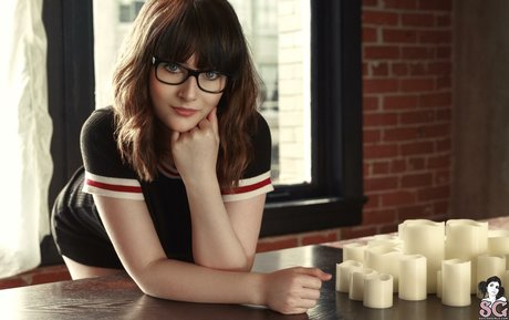 Jessicalou セクシーなポルノスター 写真